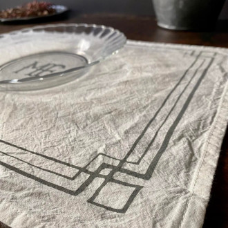 ME grey placemat