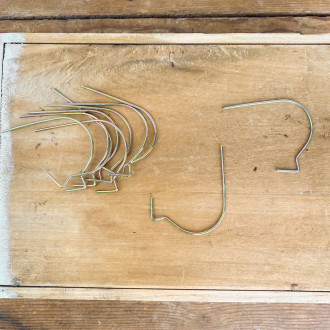 Plasterboard hooks La Guêpe