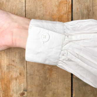 d'Artagnan shirt sleeve