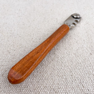 Glass cutter with wooden handle