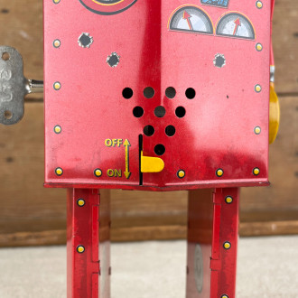 Atomic Man robot