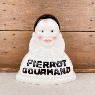 Pierrot Gourmand in ceramic