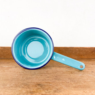 Turquoise blue saucepan cinsa
