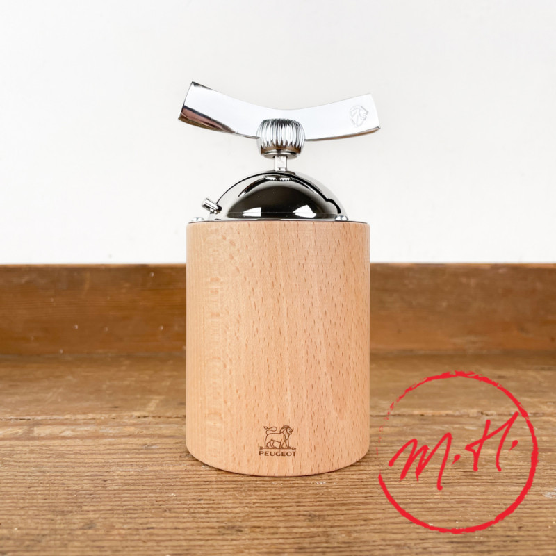 Isen flaxseed mill by Peugeot