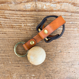 Leather cochonnet key ring made in France