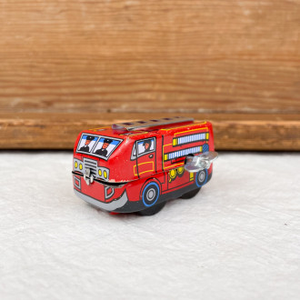 Petit camion de pompiers en métal