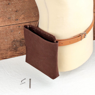 Poche à clous avec ceinture en cuir