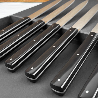 6 Richelieu au Sabot black and stainless steel table knives
