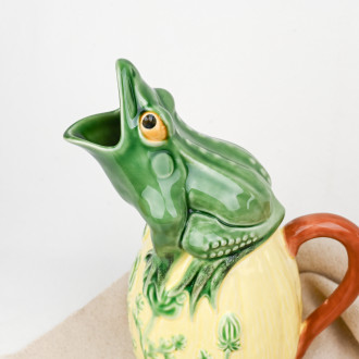 Frog decanter Bordallo Pinheiro in ceramic