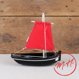 Tirot small blue-water cruiser