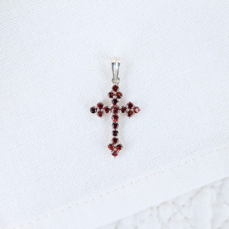Arlesian cross pendant in silver and garnets