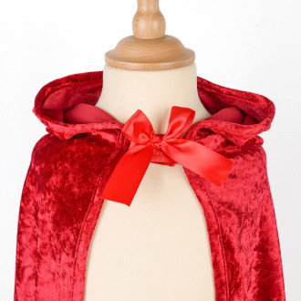 Cape en velours rouge