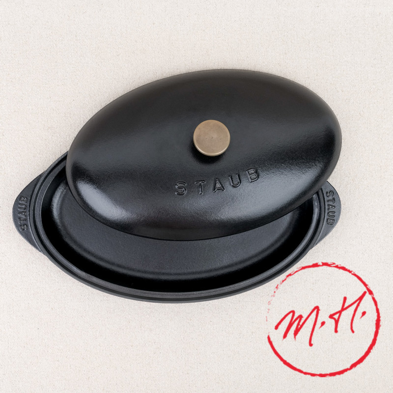 Plat de cuisson ovale en fonte Staub