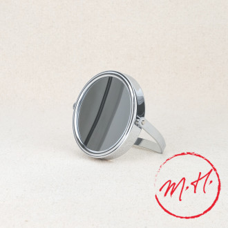 Double-sided magnifying mirror x12