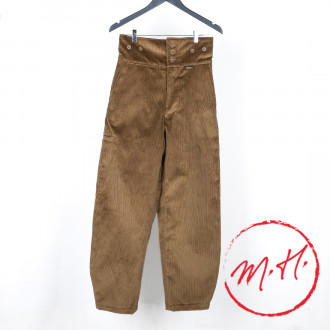 Largeot pants in hazelnut velvet