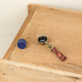 Wax spoon
