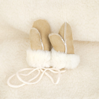 Baby mittens in lambskin