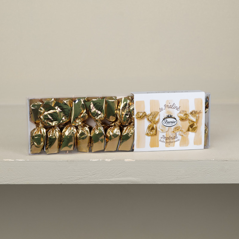 Réglette of praline-filled candies