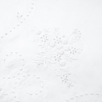 Nappe en coton blanche brodée