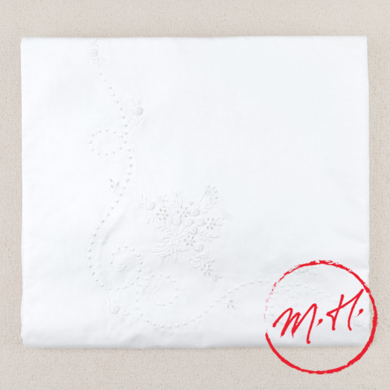 Nappe en coton blanche brodée