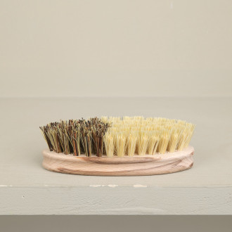 Vegetable brush