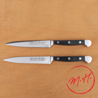 Alpha knife with full tang blade