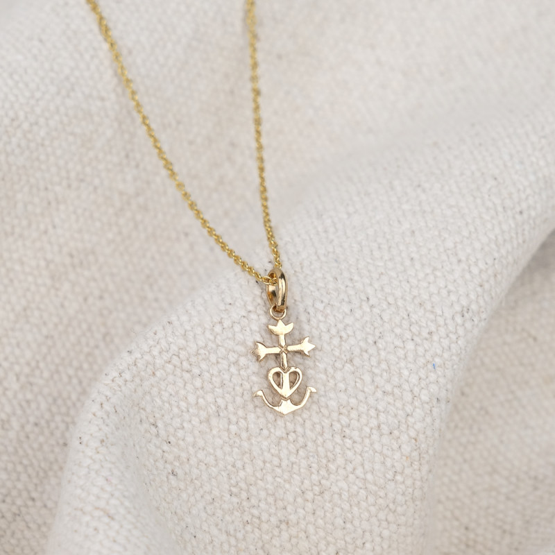 Collier Croix de Camargue vermeil