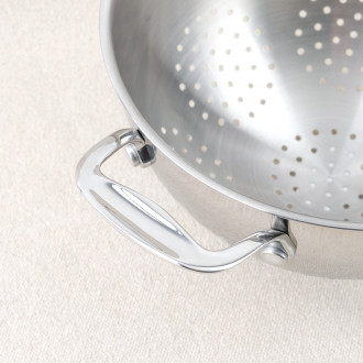 Stainless steel colander