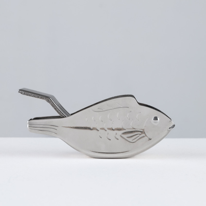Sliced lemon fish