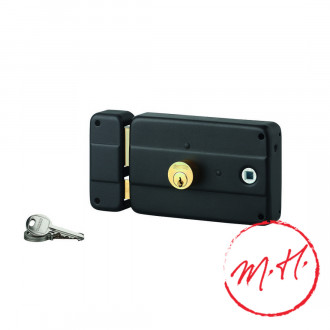 Double-cylinder surface-mounted lock with a lock cylinder