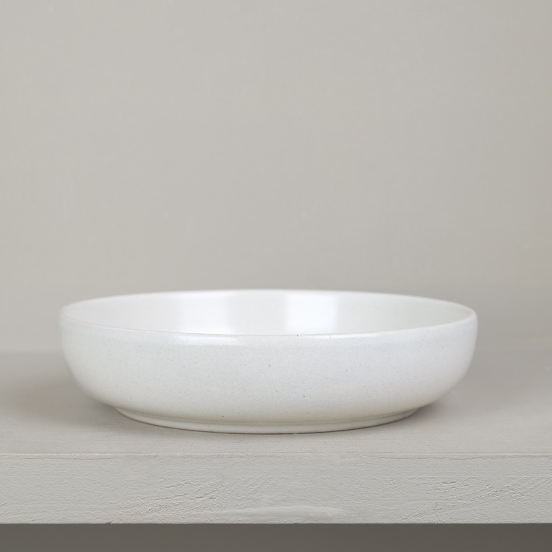Assiette creuse en grès naturel