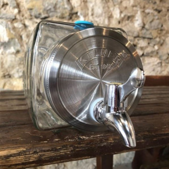 Beverage dispenser