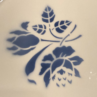6 blue dinner plates