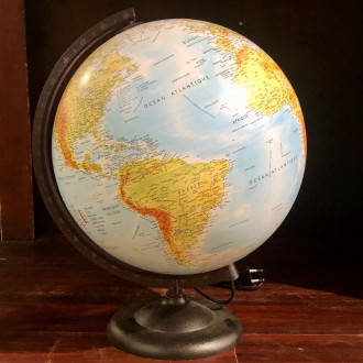 Globe terrestre lumineux