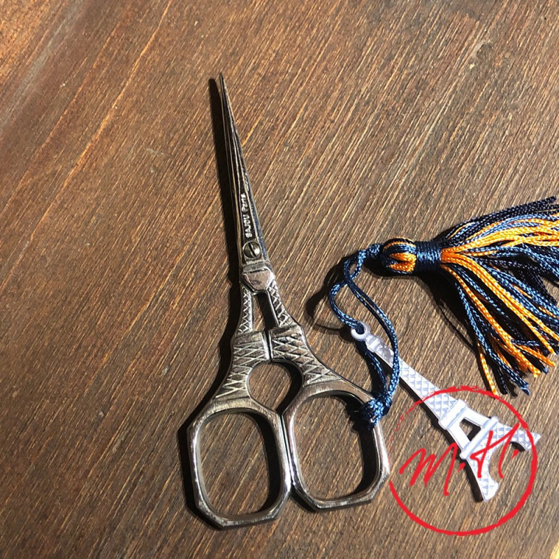 Chrome embroidery scissors Eiffel Tower
