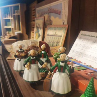 Figurine Bécassine