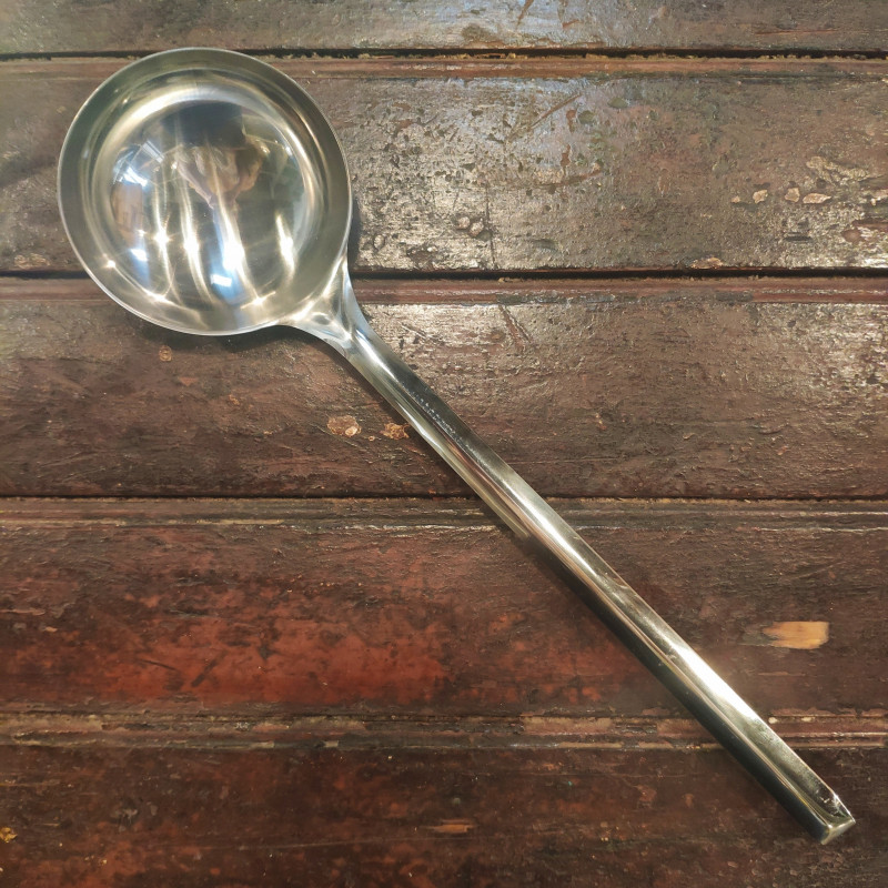 Stainless steel ladle