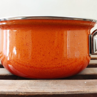Orange enamelled saucepan Ø16
