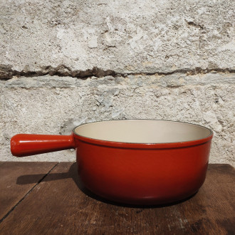 Savoyard red fondue pot