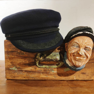 Sailor's cap