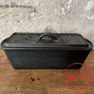 Cast iron bread dish