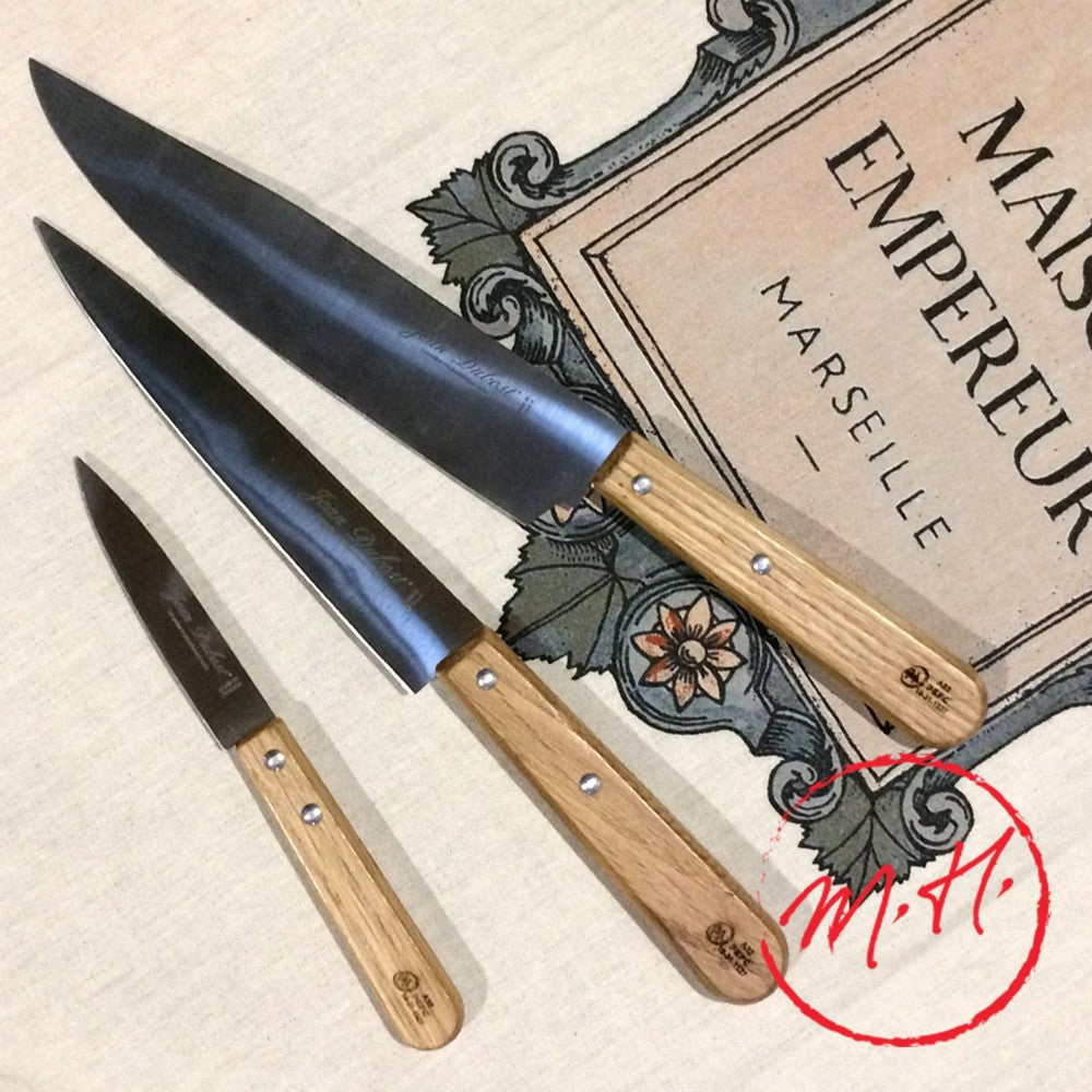 3 couteaux de cuisine avec manches en chêne
