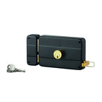 Horizontal pull-type rim lock
