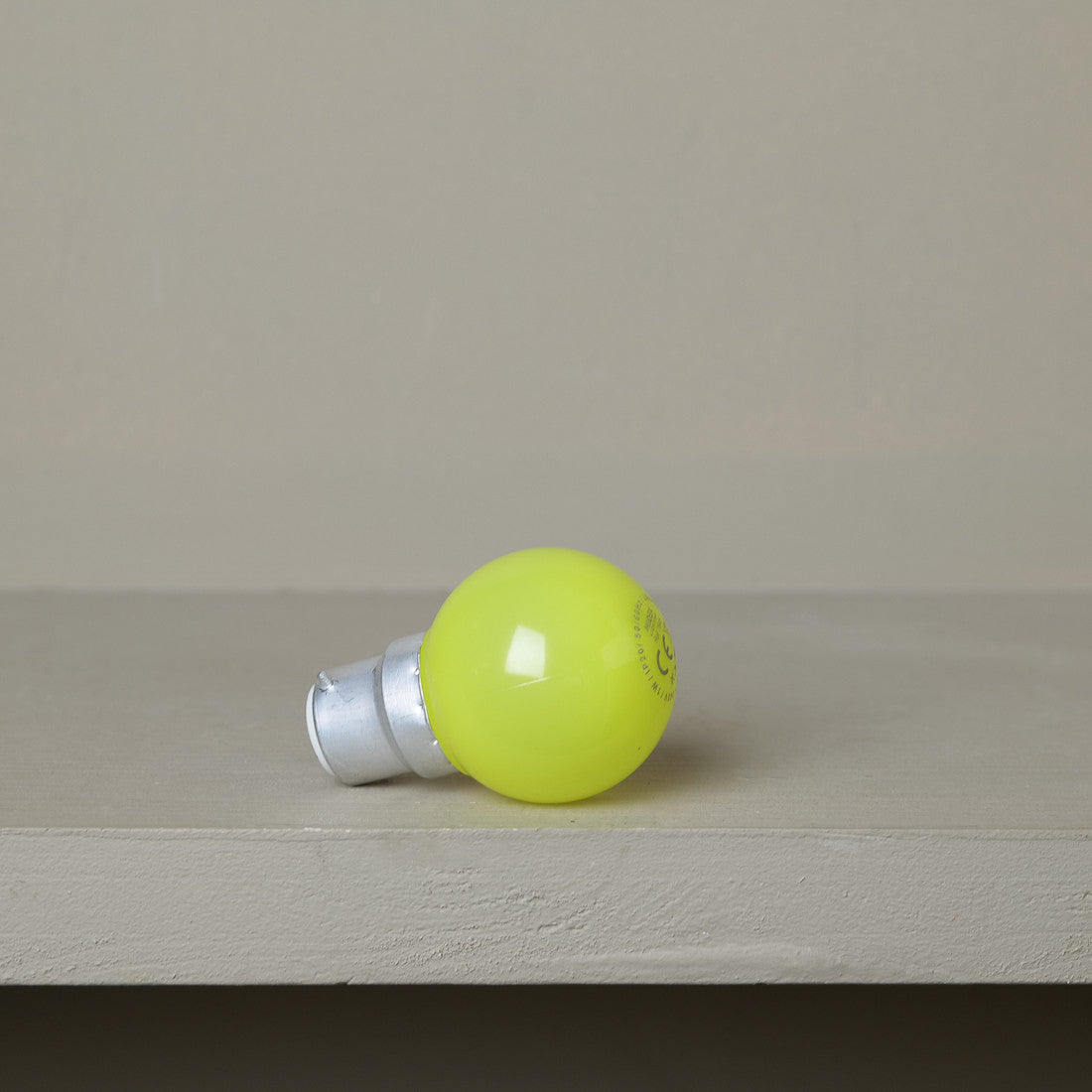 Ampoule colorée pour guirlande extérieur