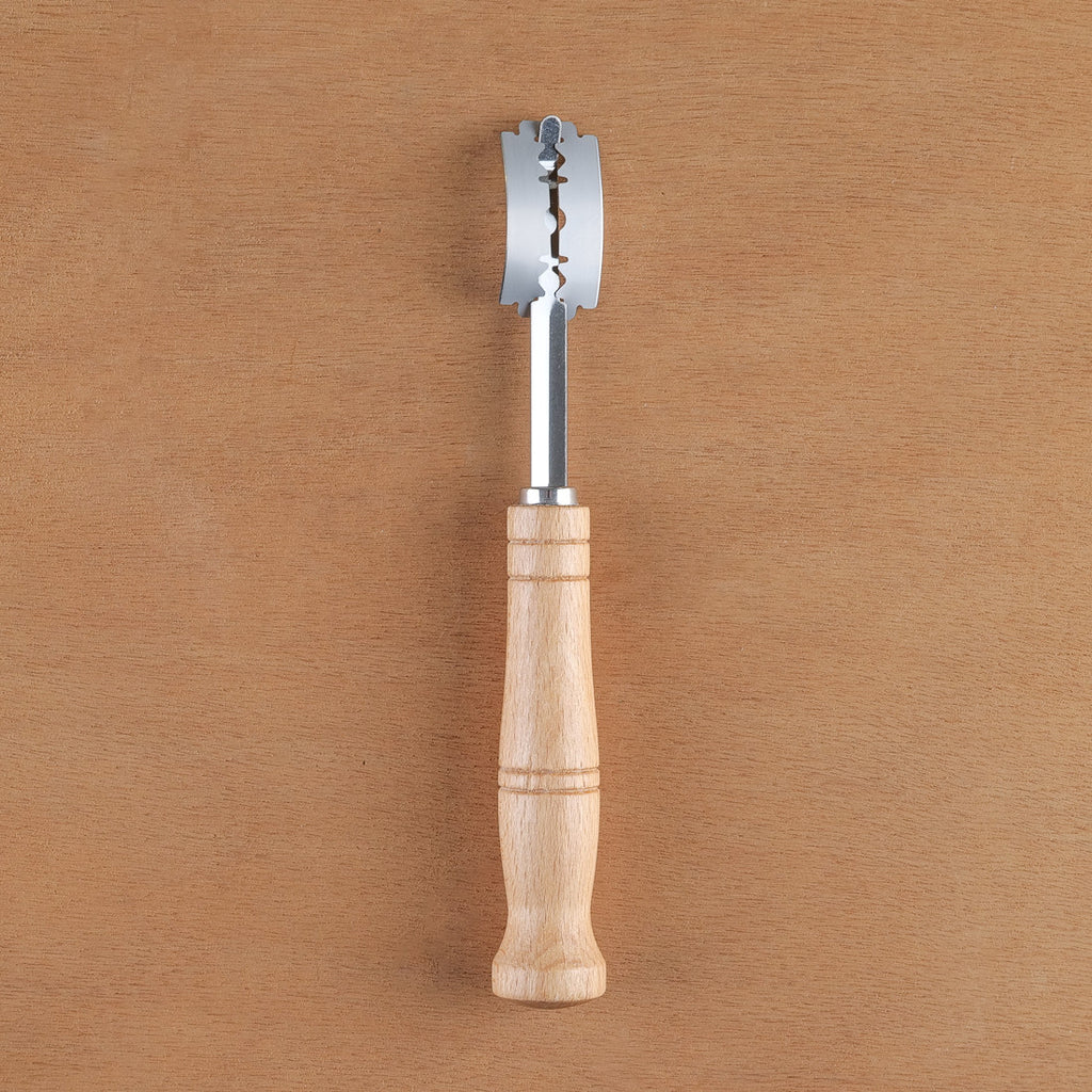 Bread lame with replaceable blades