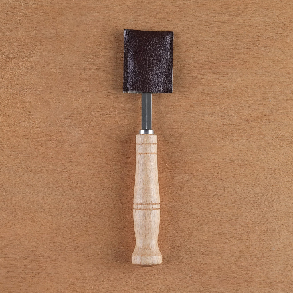 Bread lame with replaceable blades