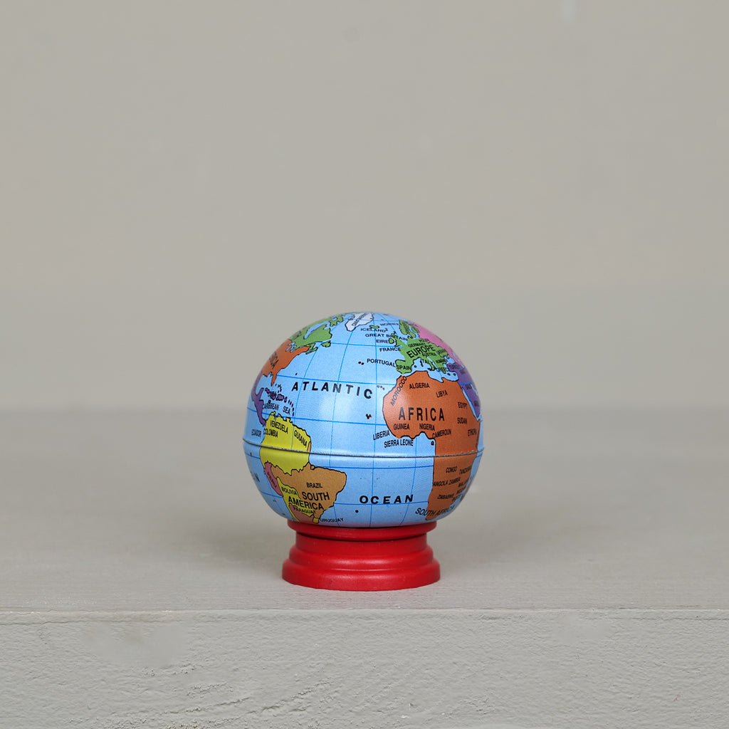 Taille-crayon Globe