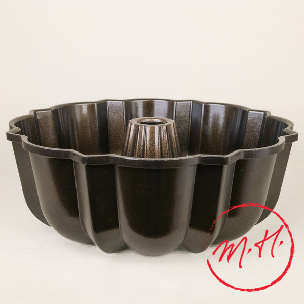 Chimney Bundt Cake Pan