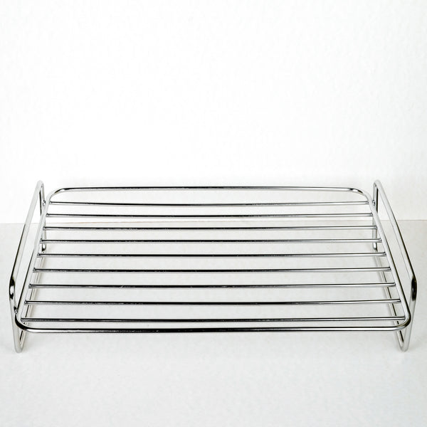 Roasting rack for a baking dish