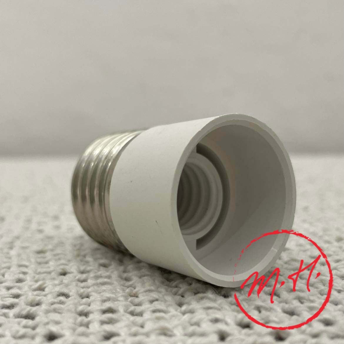 Adaptateur E27 vers E14 blanc